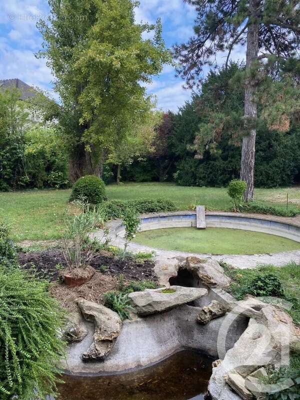 Maison à SAINT-MAUR-DES-FOSSES