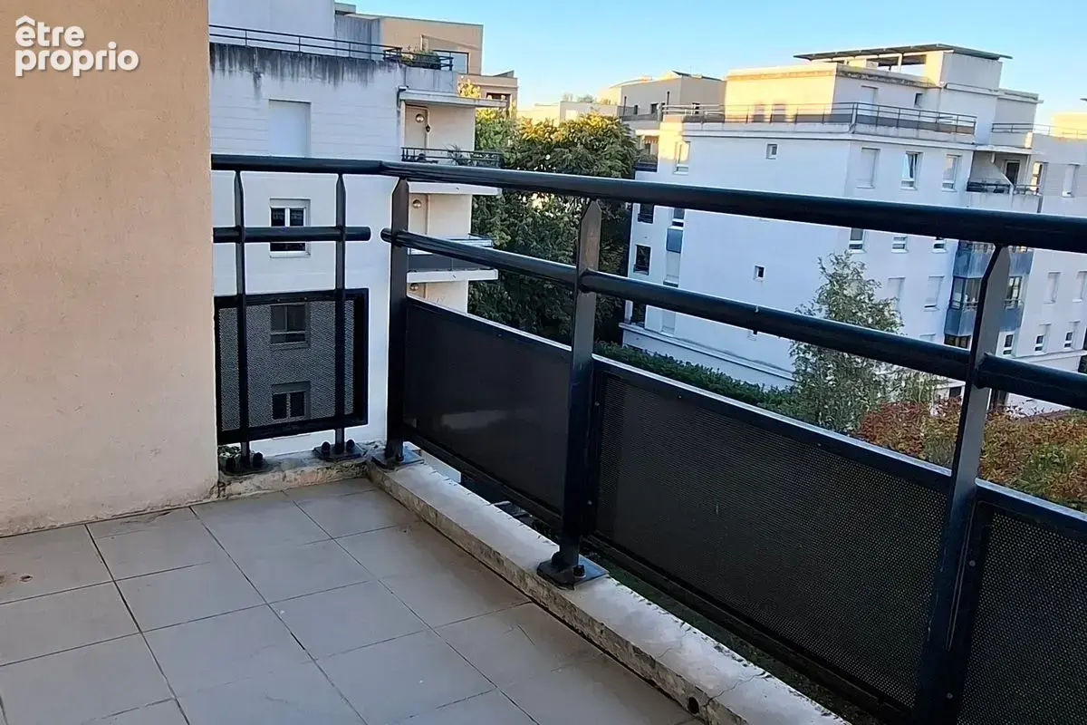 T4 de 86,21 m², à Lyon 7 au prix de vente de 222 700 € - photo 5