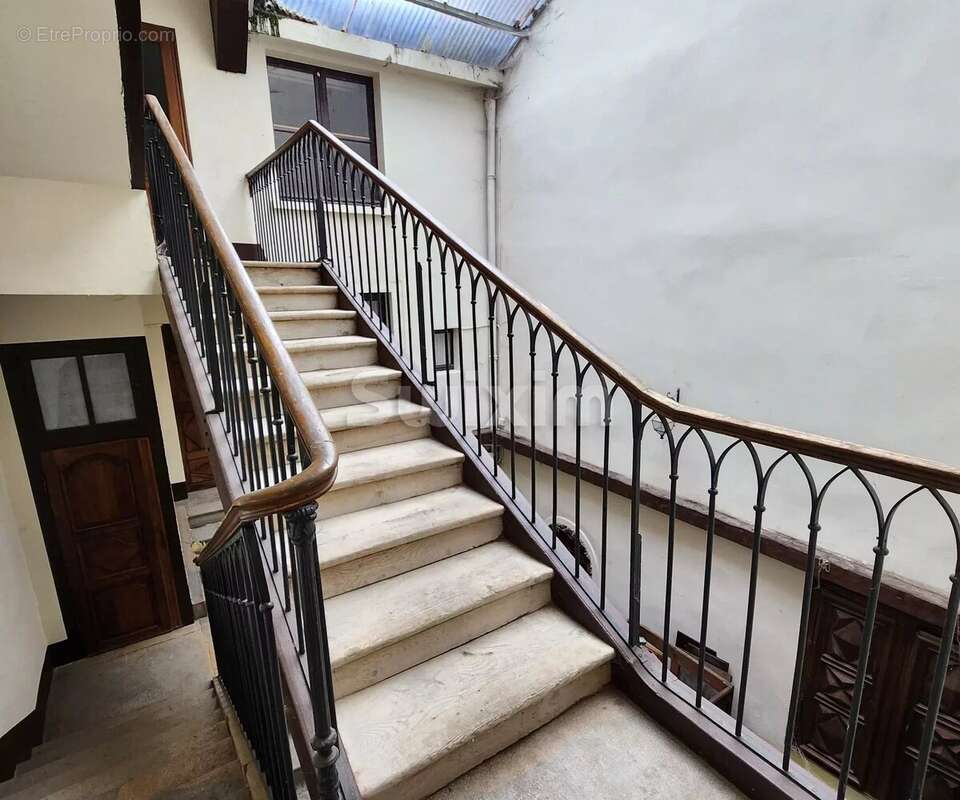 Appartement à POLIGNY