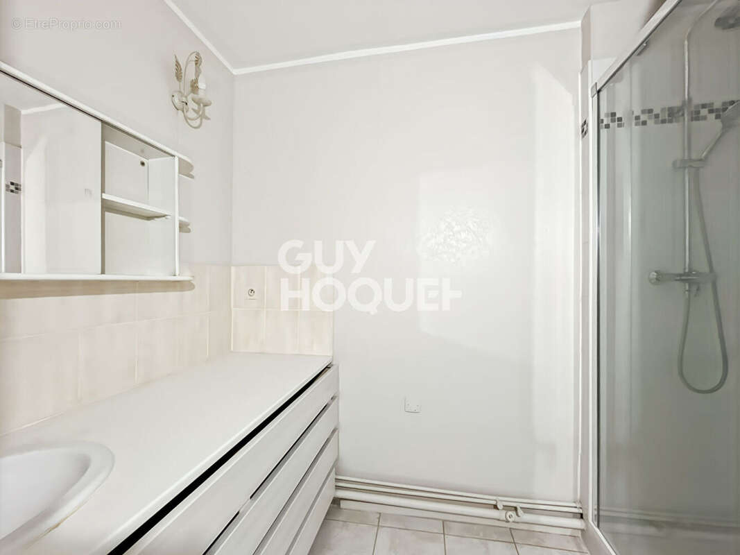 Appartement à CHAMPS-SUR-MARNE