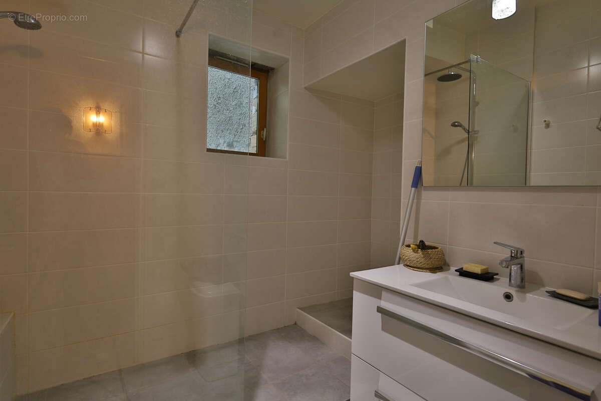 Maison à SAINT-GEORGES-D'ESPERANCHE