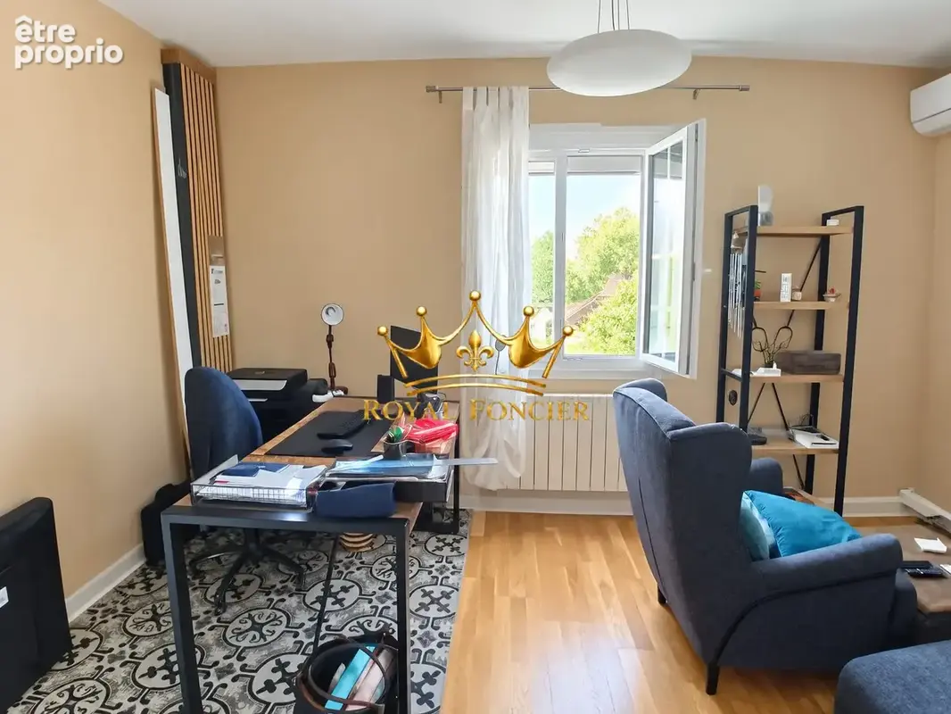 Maison 6 pièces 122 m² à vendre à Descartes (37160) - photo 8