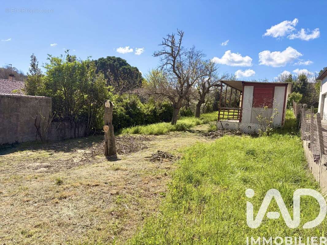 Terrain 584 m² à Alaigne  - photo 2