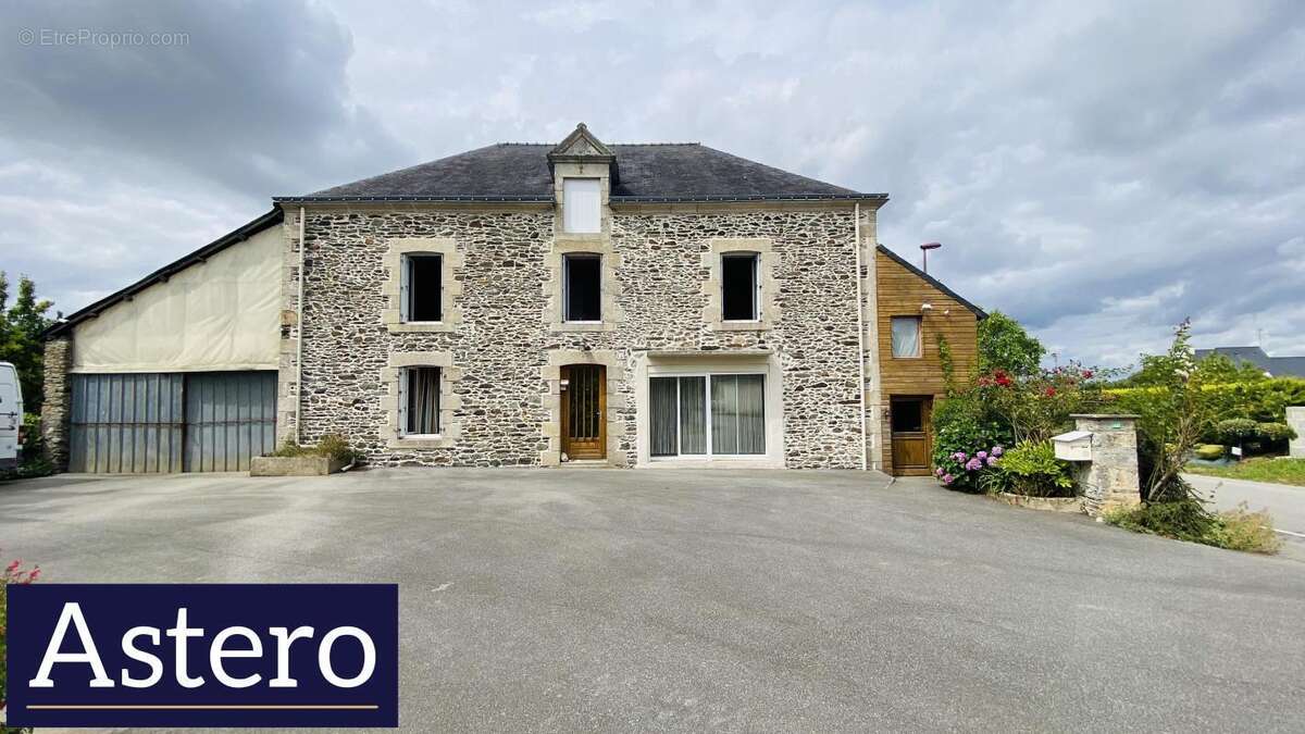 Maison à CREDIN