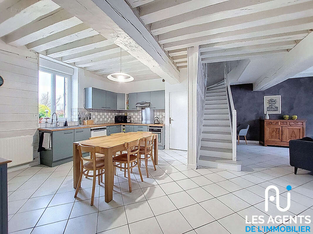 Maison à MEUNG-SUR-LOIRE