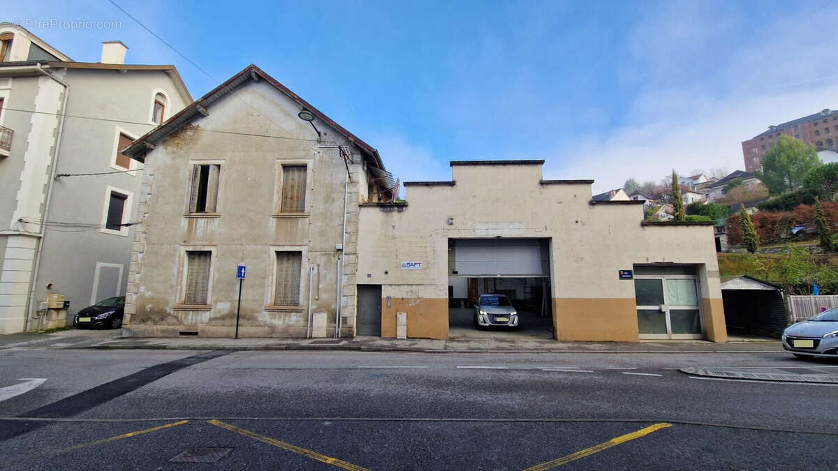 Appartement à AIX-LES-BAINS