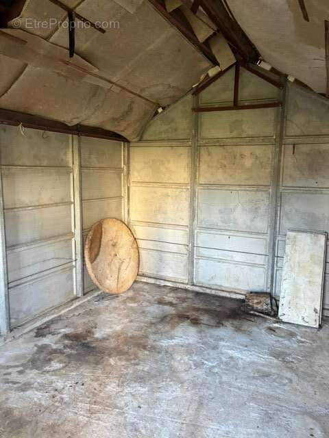 Terrain à CHAMBERET