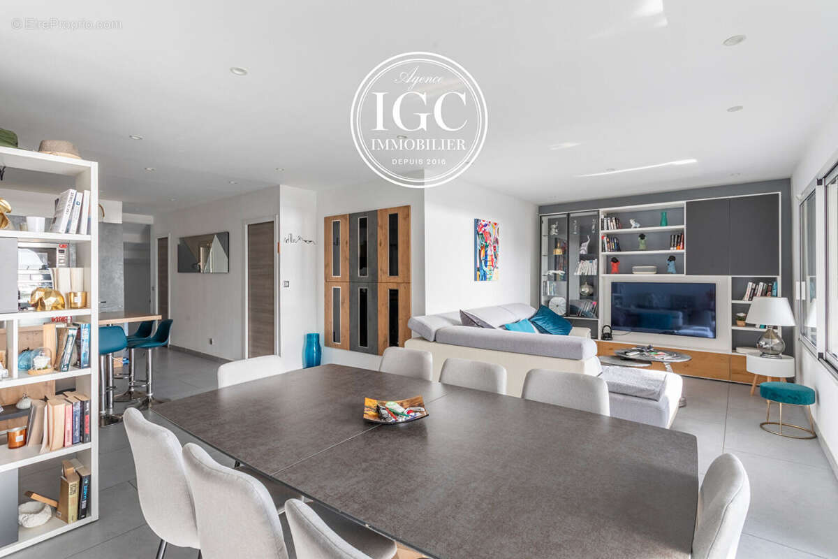 Maison à CARRY-LE-ROUET