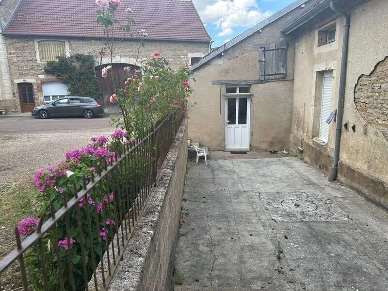 Maison à vendre 5 pièces proche de POUILLY EN AUXOIS (21) - VITTEAUX (21) - photo 7