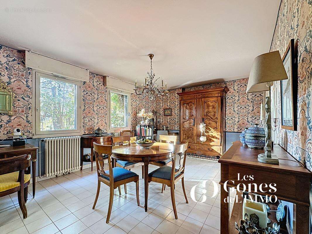 Appartement à CRAPONNE