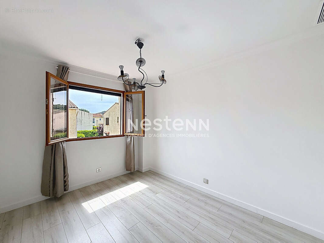 Maison à VILLENEUVE-LOUBET