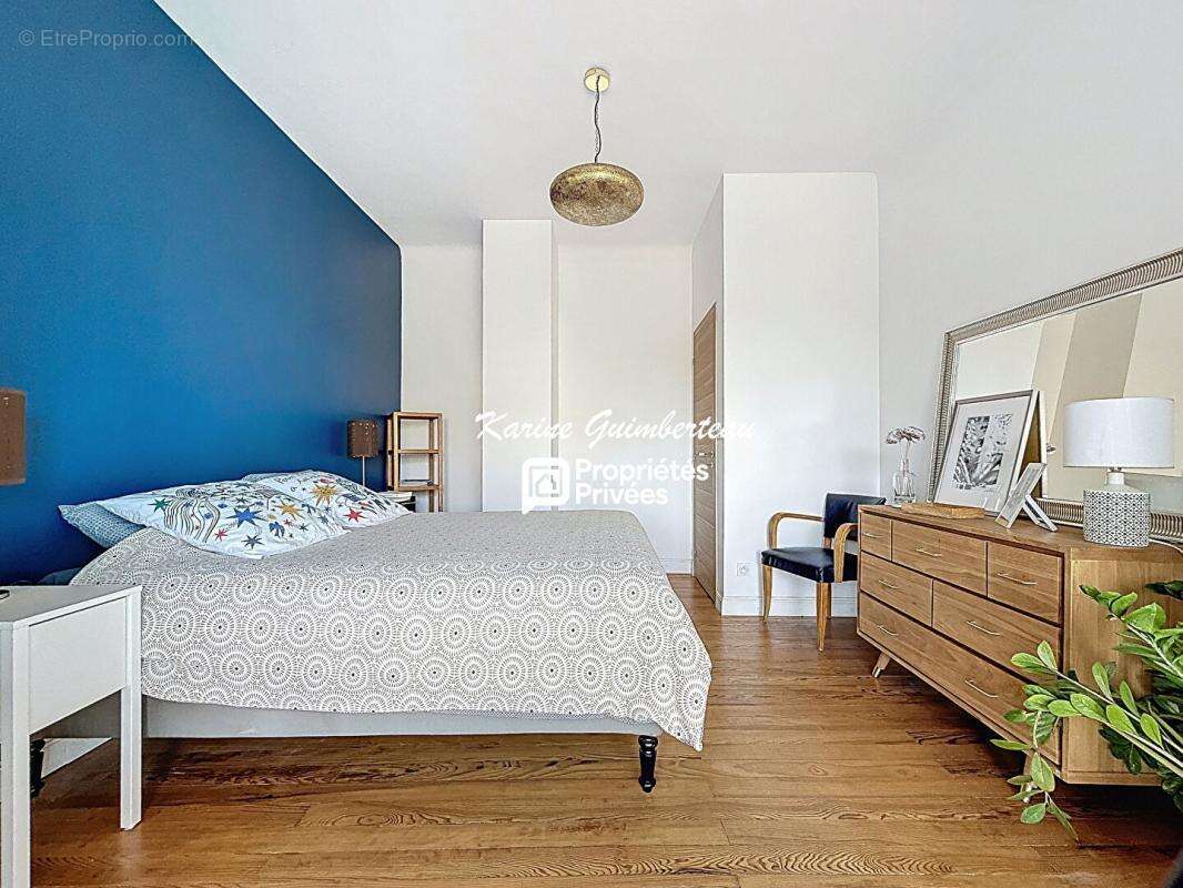 Maison de ville avec garage + jardin Libourne-centre - photo 13