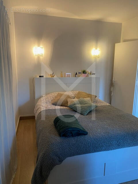 Appartement à MARSEILLE-5E