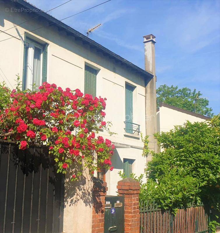 Appartement à NANTERRE