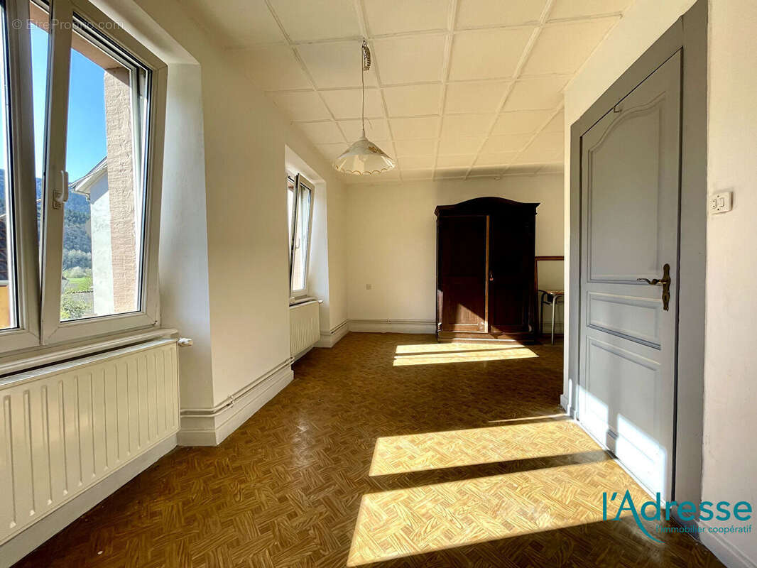 Maison Wintzenheim avec dépendance - photo 8