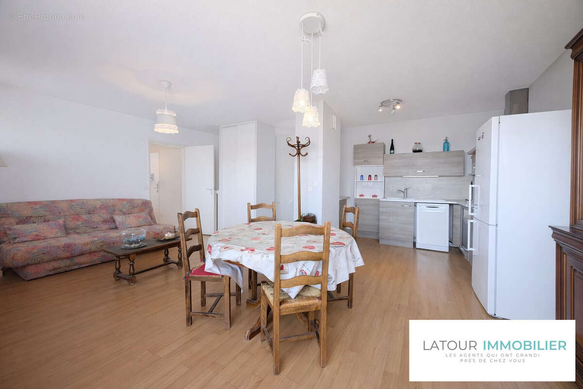 Appartement à L'ISLE-D'ABEAU