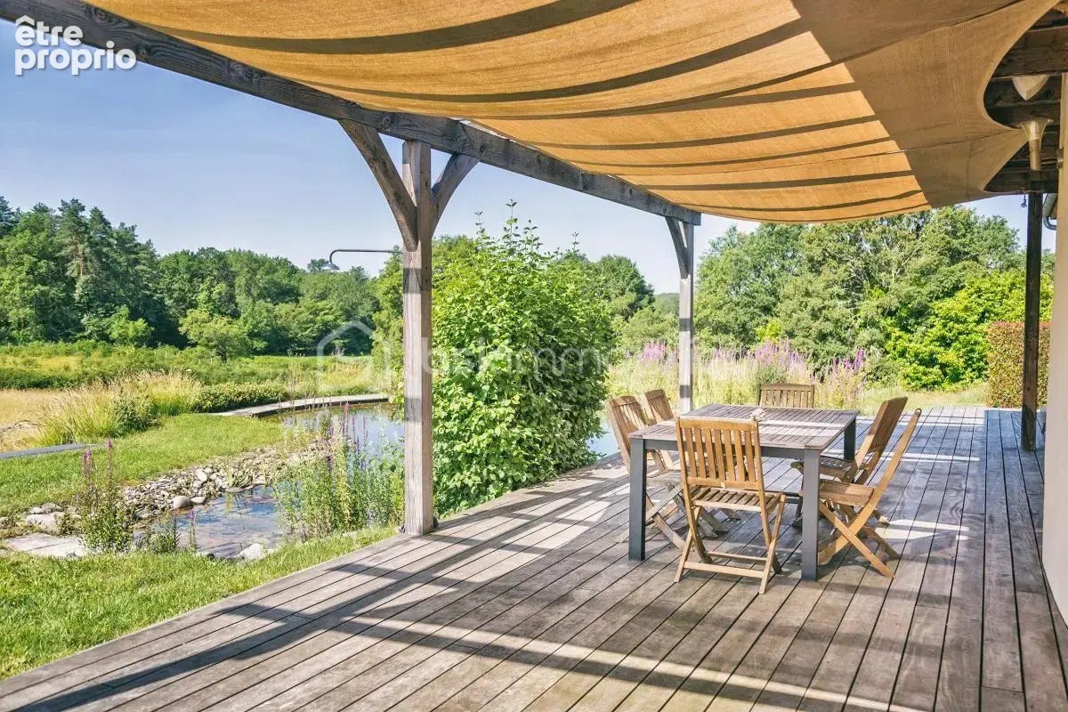 Maison contemporaine écologique avec piscine naturelle au cœur de la nature - photo 10