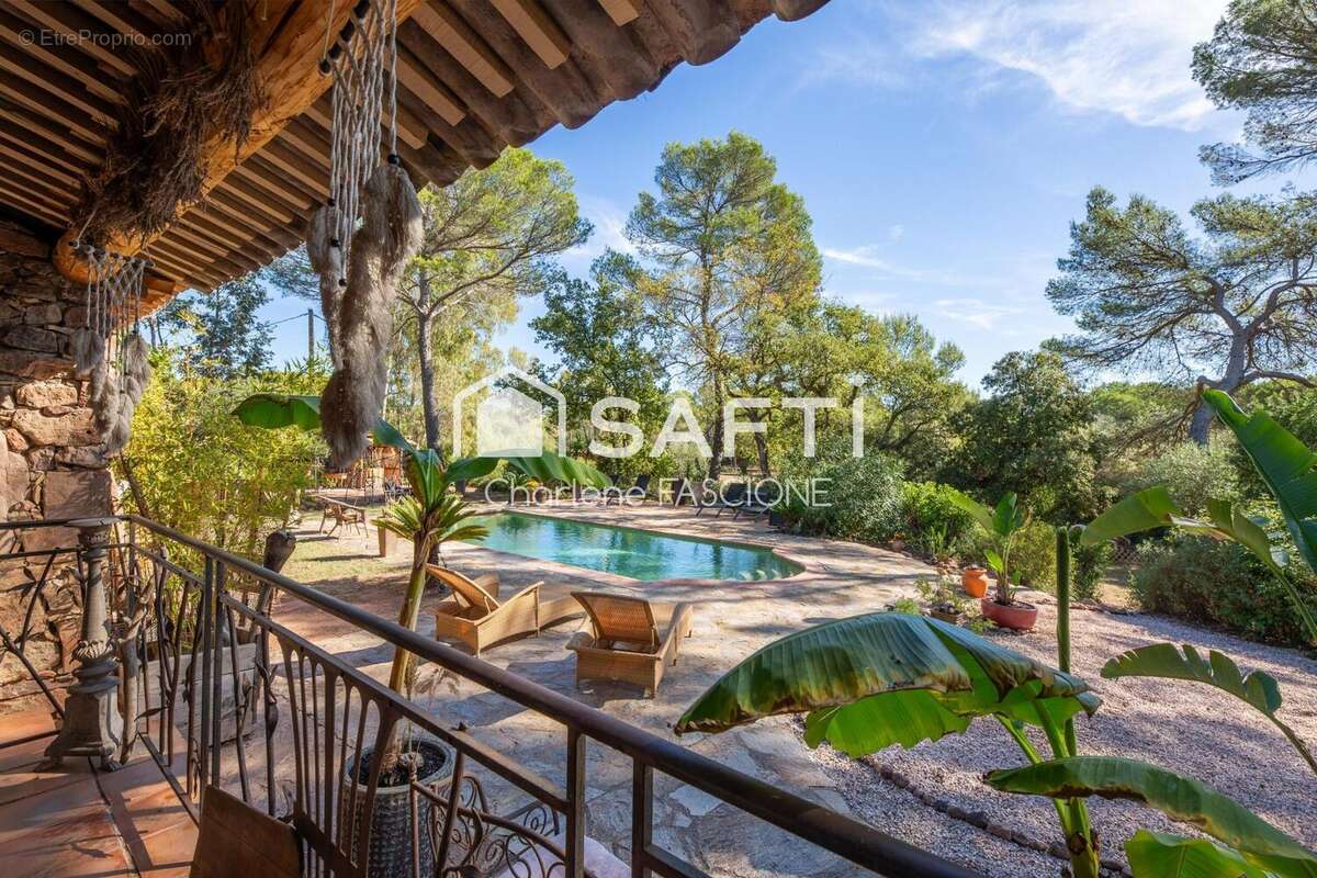 Photo 4 - Maison à ROQUEBRUNE-SUR-ARGENS