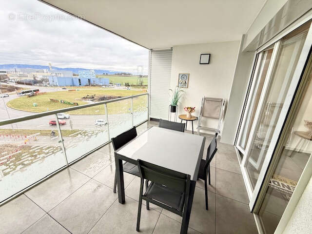 Appartement à SAINT-GENIS-POUILLY