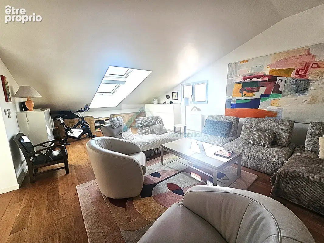 Superbe appartement au DERNIER étage avec vue panoramique - photo 9