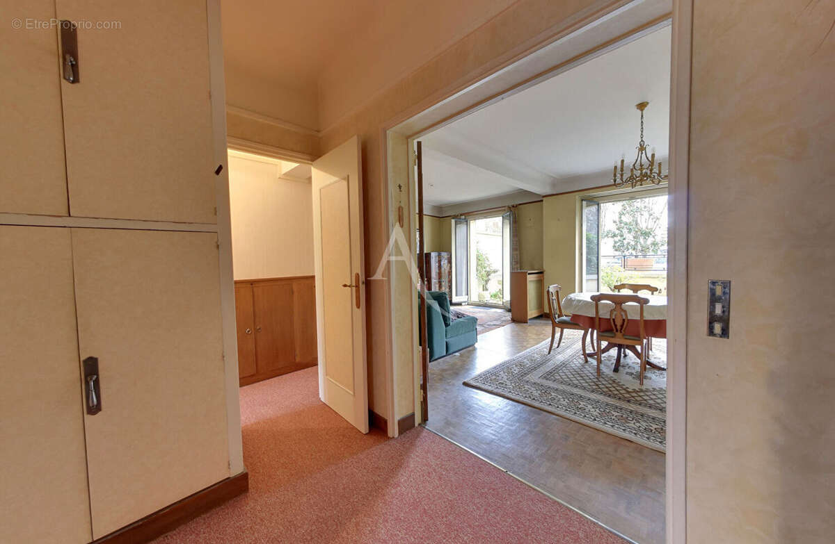 Appartement à NOGENT-SUR-MARNE
