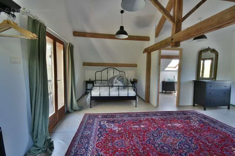 Maison à SAINT-LEGER-MAGNAZEIX