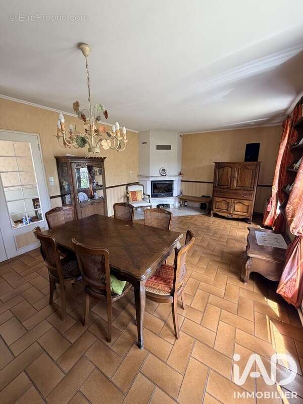 Maison 127 m² à Rouilly  - photo 4