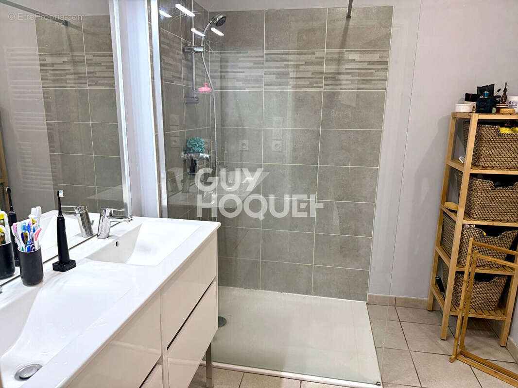 Appartement à GIVORS