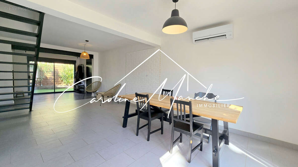 Maison mitoyenne T4/5 de 125m² - terrasse, piscine et jardin - photo 7