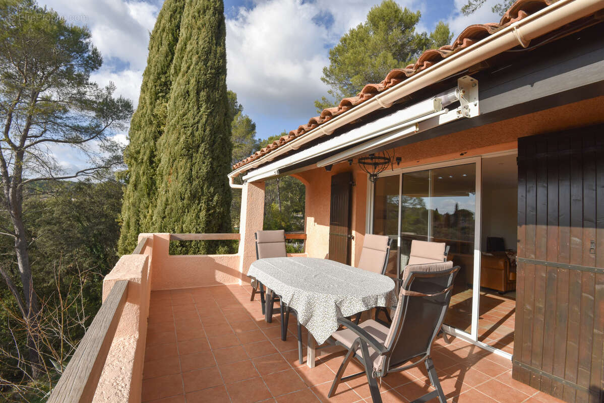 Maison à LORGUES