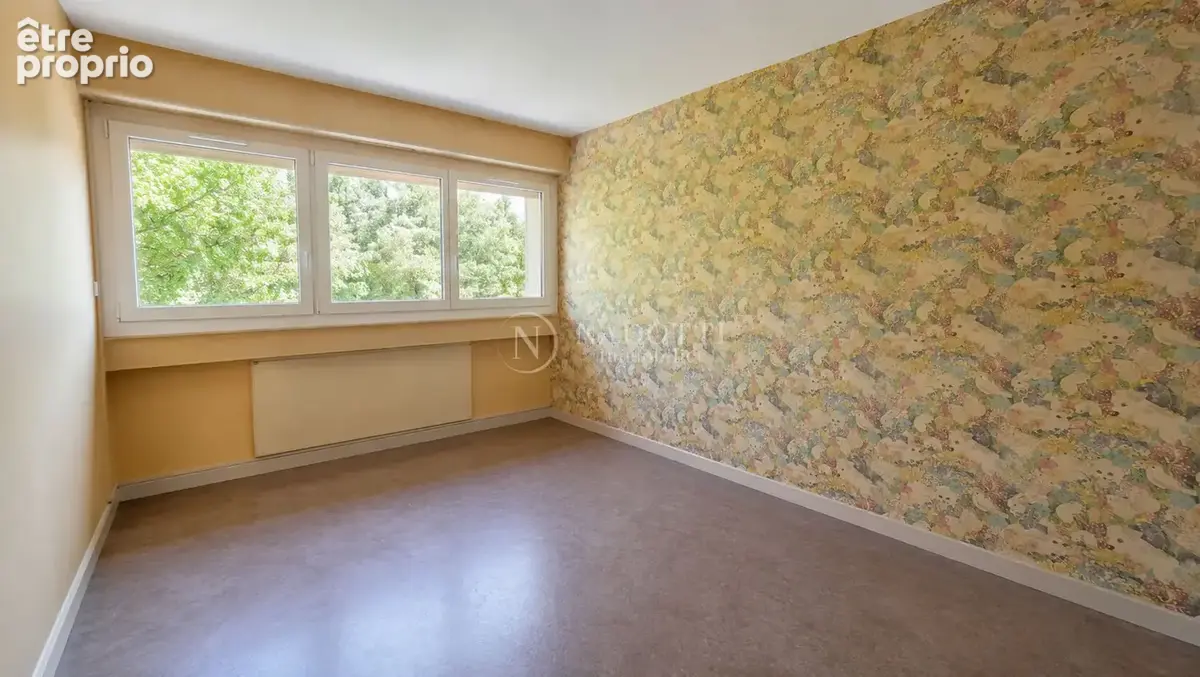 Cavaillon Hyper Centre - Appartement de 125 m² avec ascenseur et garage. - photo 2