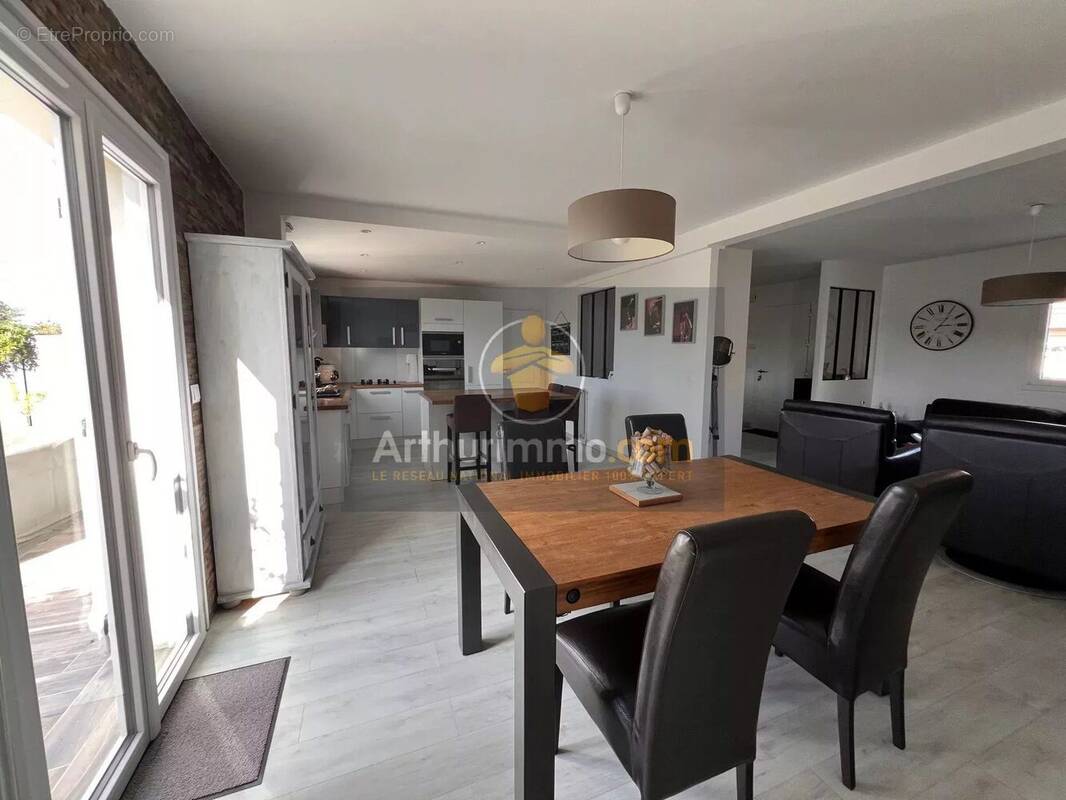 Maison à GRETZ-ARMAINVILLIERS