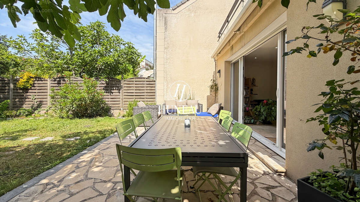 Maison à AULNAY-SOUS-BOIS