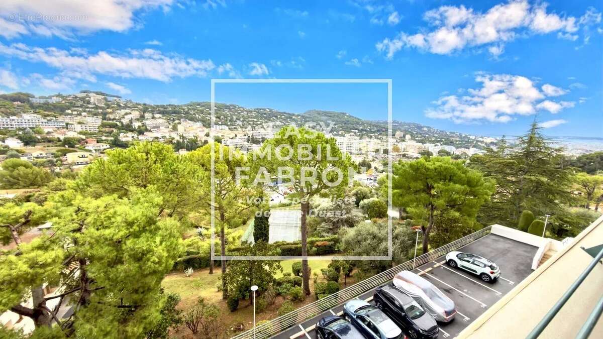 Appartement à LE CANNET