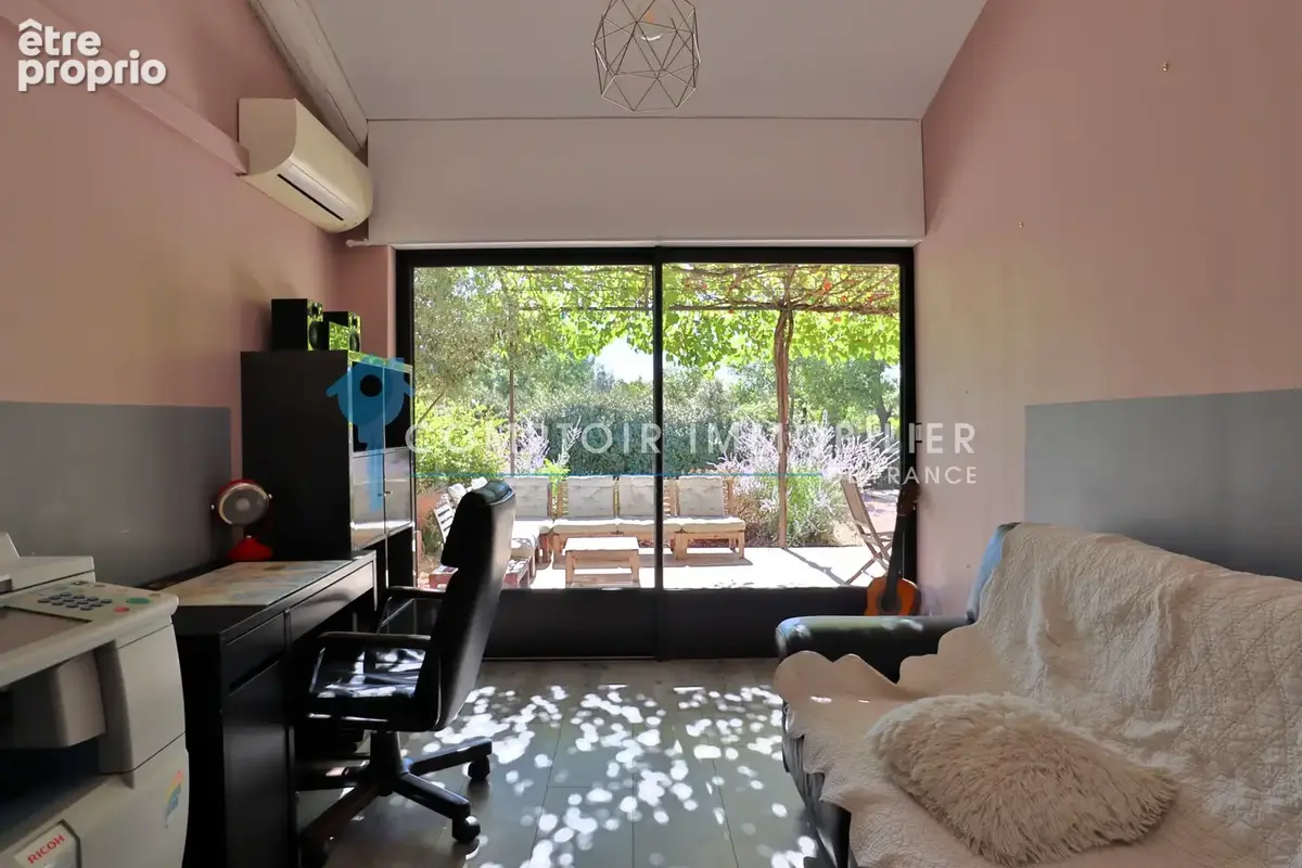 Dept 84 - Saint-Saturnin les Apt - Ravissante maison de 195 m2 habitables avec piscine - photo 18