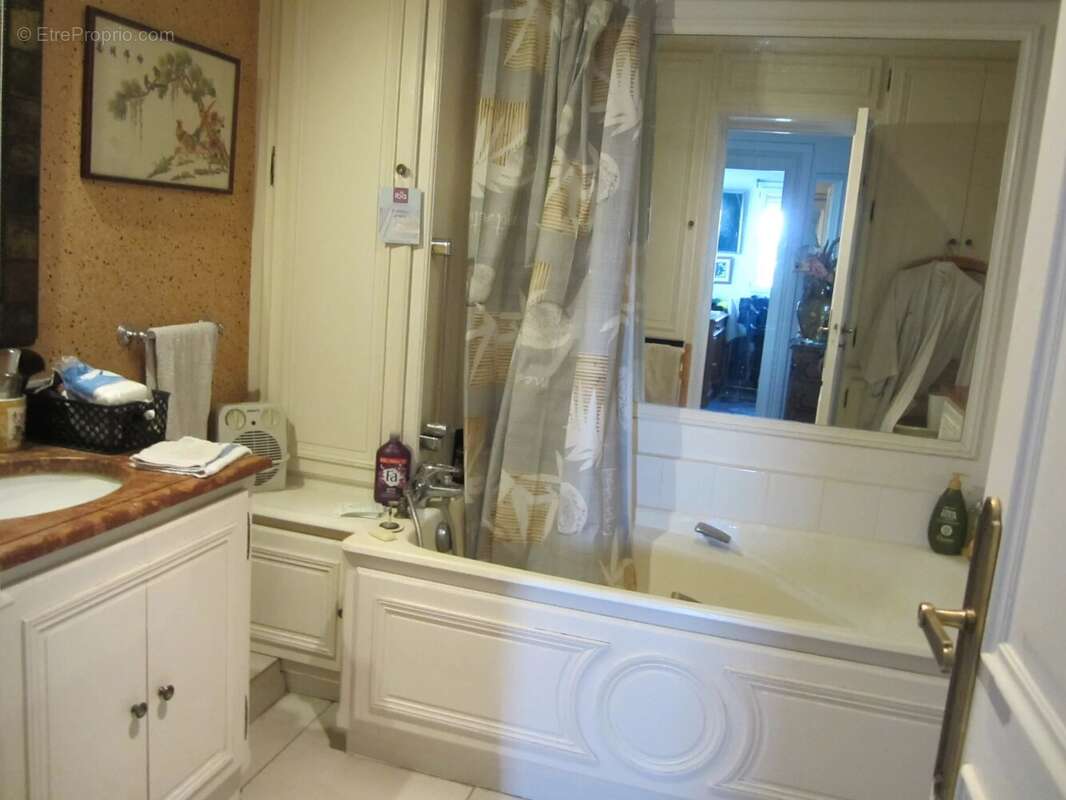 Appartement à SAINT-GRATIEN