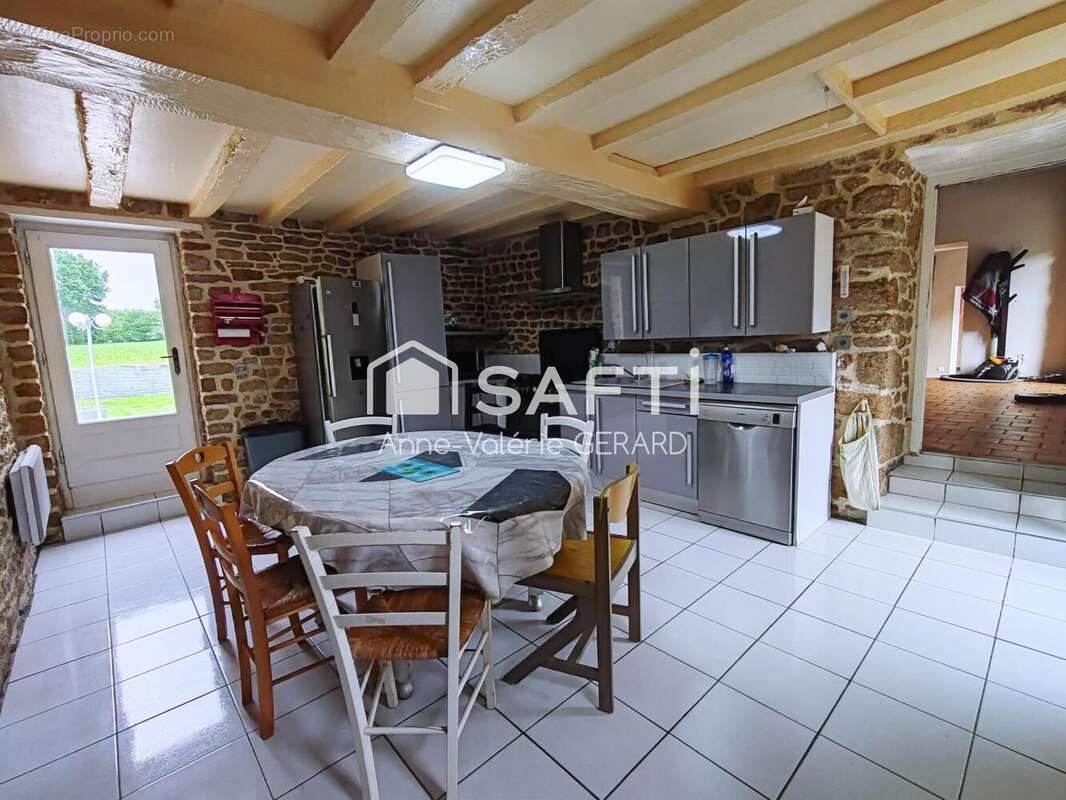 Photo 4 - Maison à ERNEE