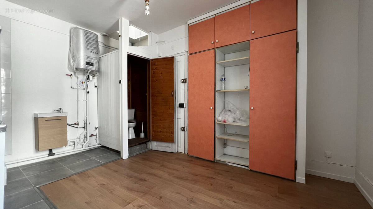 Appartement à PARIS-19E