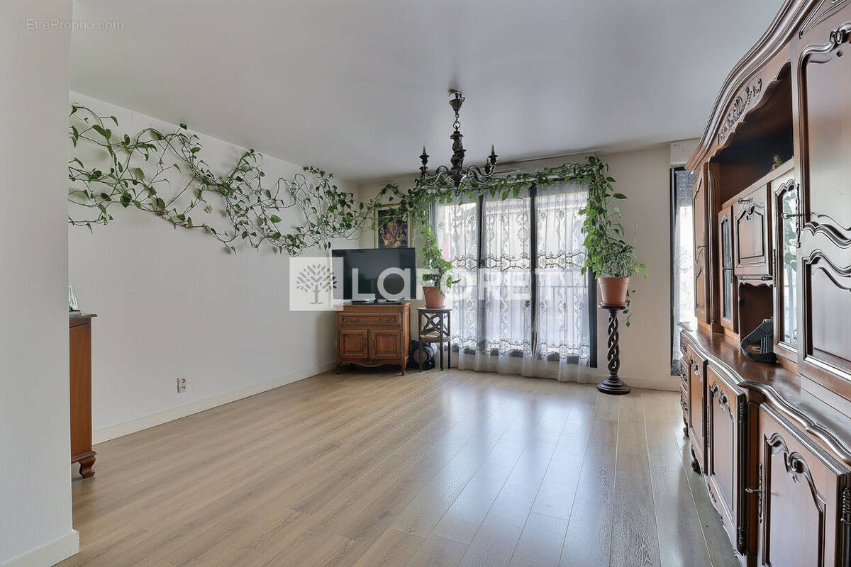 Appartement à SAINT-OUEN