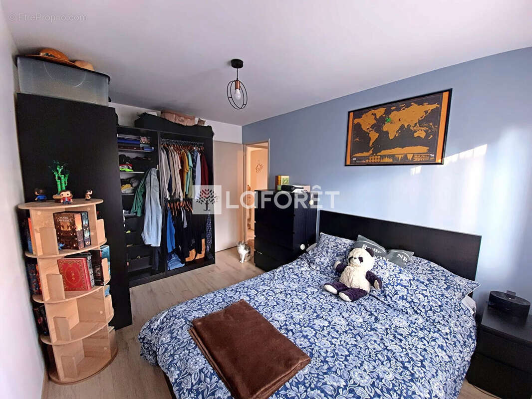 Maison à SAINT-JEAN-BONNEFONDS