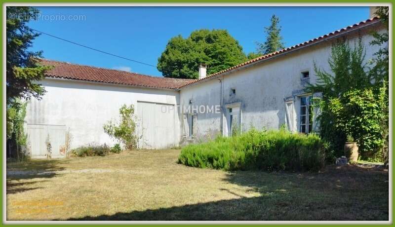 Maison à CHALAIS