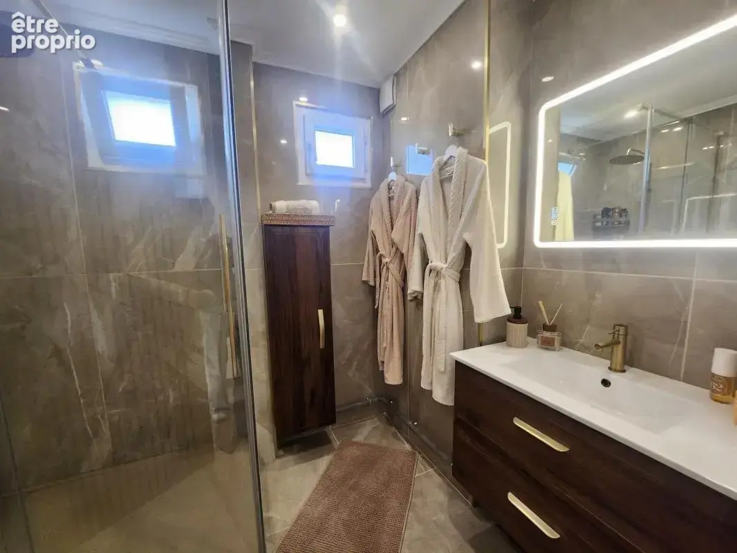 Appartement 92 m2 - 5 pièces - photo 8
