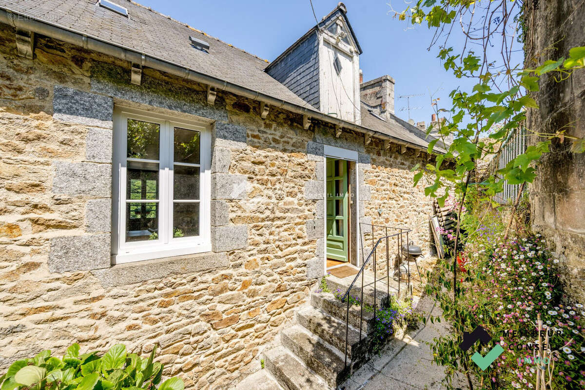Maison à MONCONTOUR