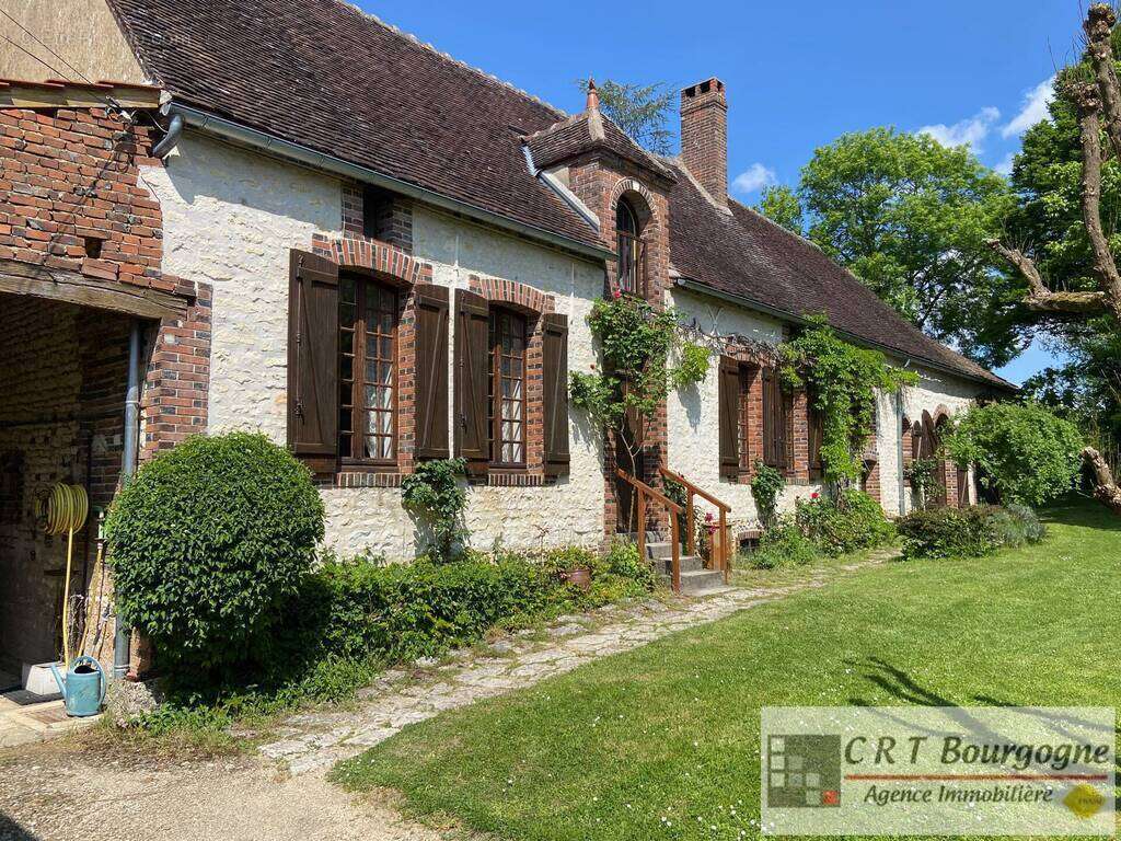 Maison à SAINT-MAURICE-LE-VIEIL