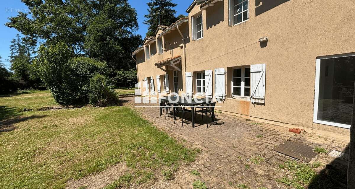 Maison à BERUGES