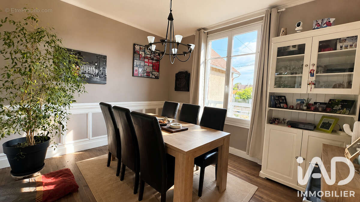 Maison 82 m² à Vierzon  - photo 2
