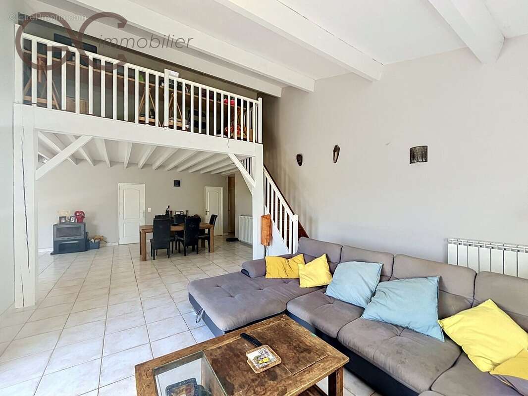Maison à PUISSERGUIER