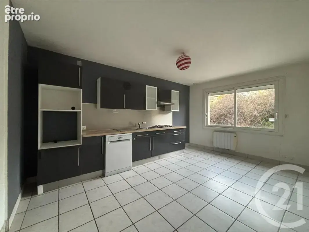 Appartement à ECHALAS