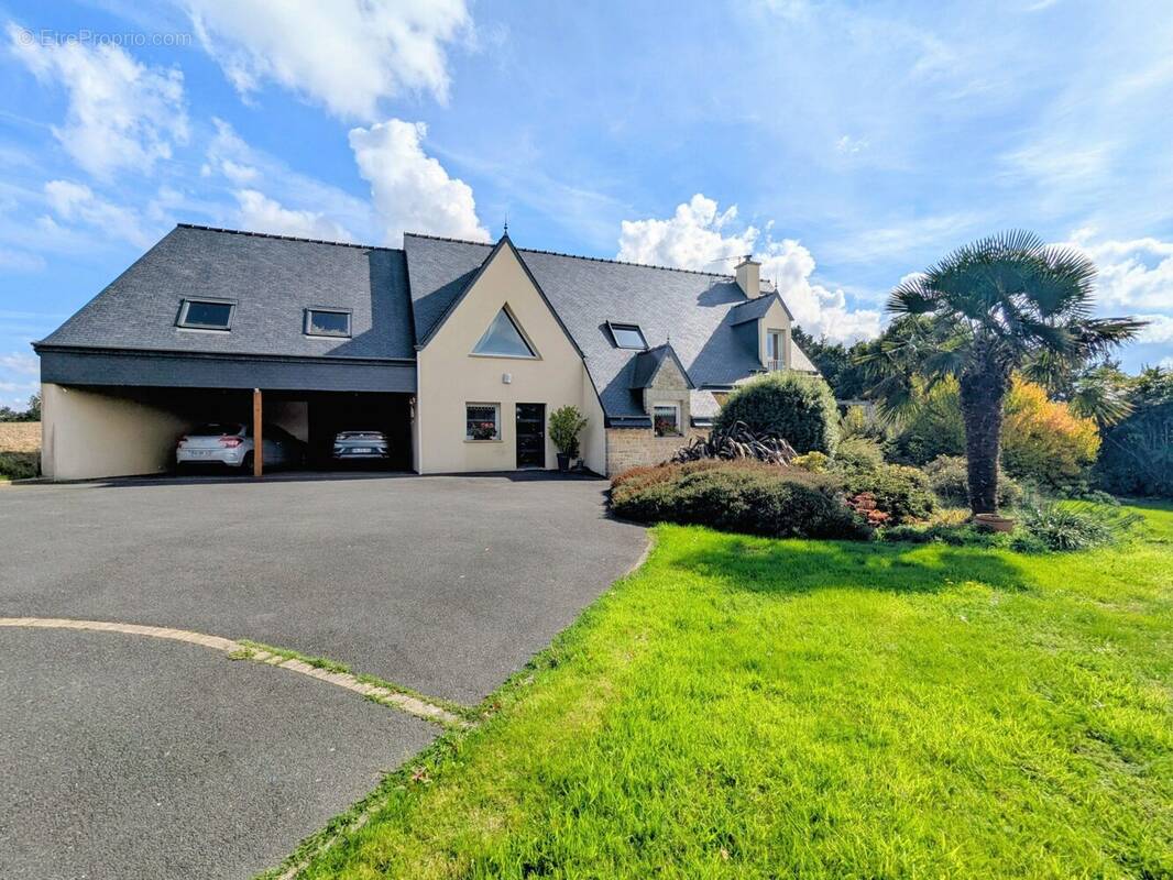 Maison à CHATELAUDREN