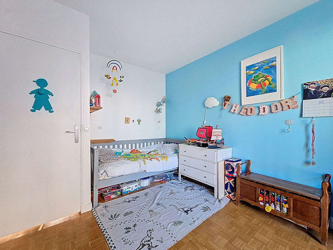 Appartement à BOURG-LA-REINE